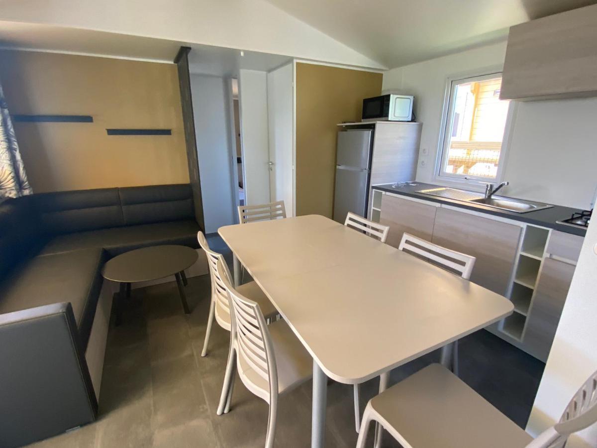Hôtel Camping La Riviera à Saint-Michel-Chef-Chef Extérieur photo