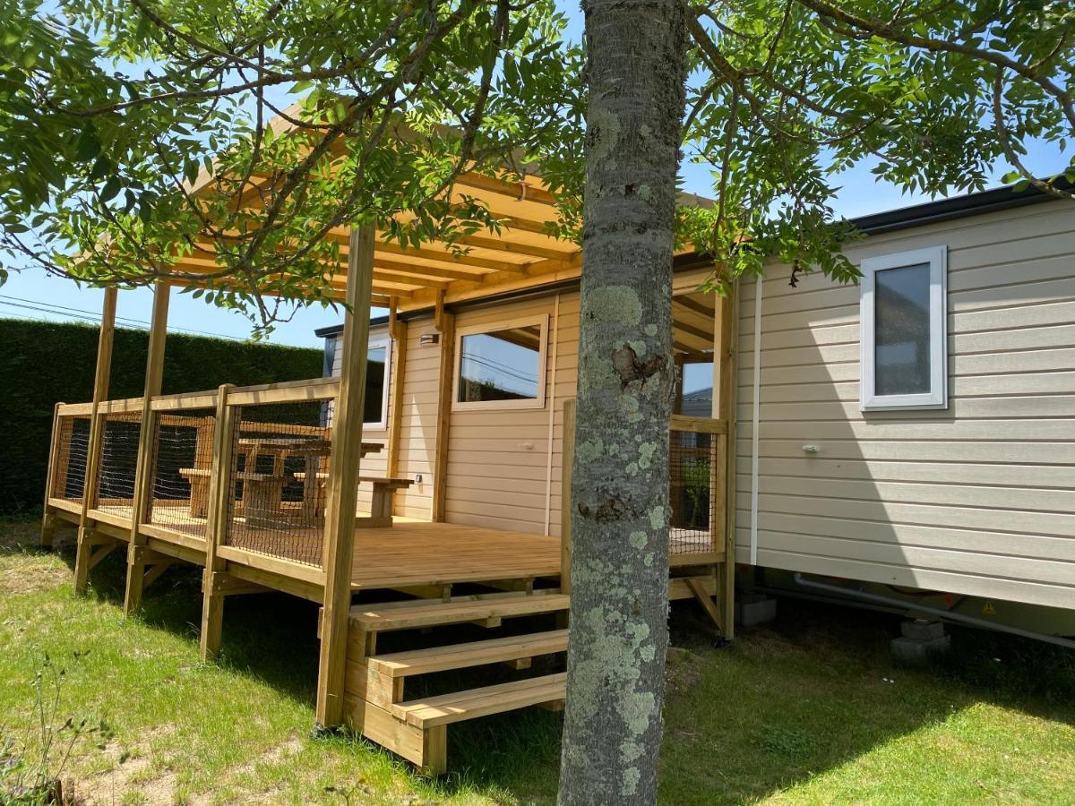 Hôtel Camping La Riviera à Saint-Michel-Chef-Chef Extérieur photo
